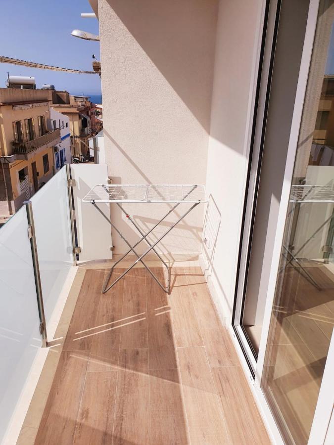 Beach Apartments Marina Di Ragusa Bagian luar foto